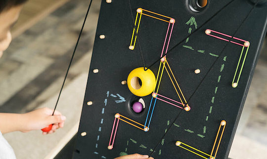 Plan Toys Τοίχος με Τροχαλίες Εκπαιδευτικό Παιχνίδι Γνώσεων από Ξύλο για 3+ Ετών
