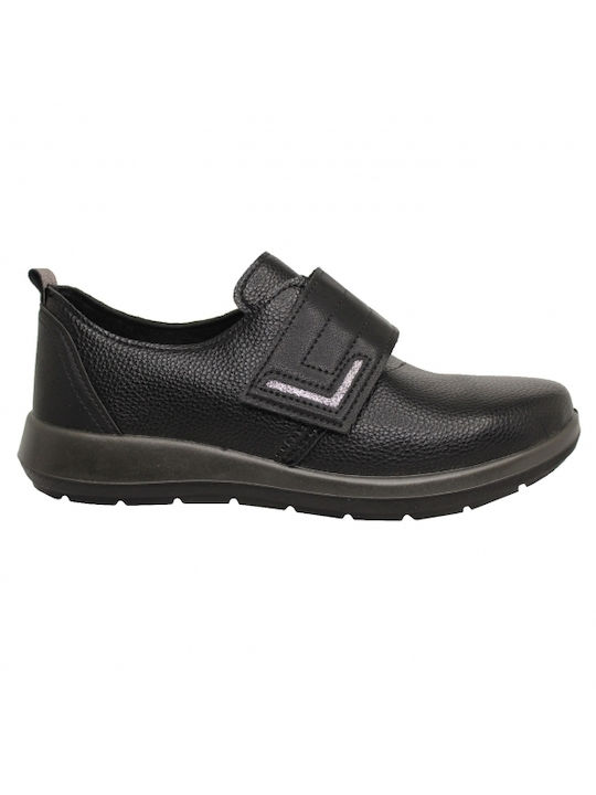 Inblu Women's Moccasins in Black Color