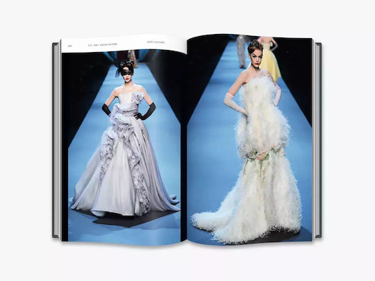 Thames & Hudson Dior Catwalk-The Complete Collections
