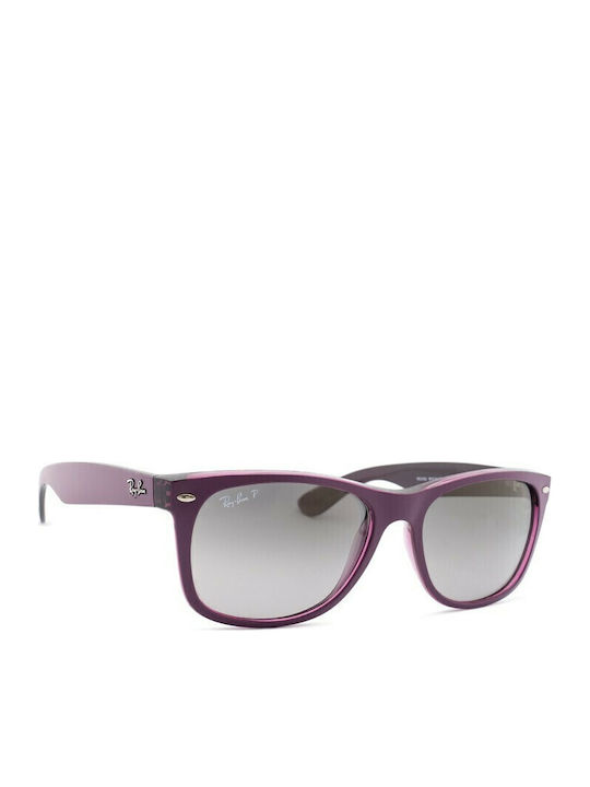 Ray Ban Wayfarer Unisex Sonnenbrillen mit Lila Horn umrandetem Rahmen und Gray Verlaufsfarbe Polarisiert Gläser RB2132 6606/M3