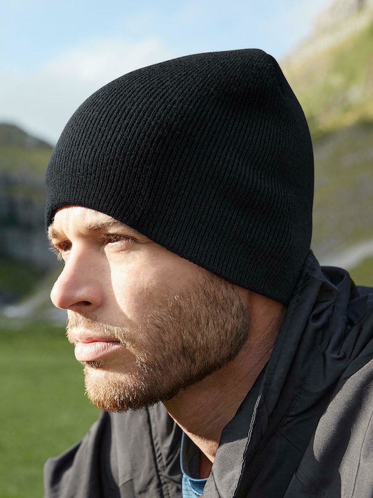 Beanie Unisex Beanie Knitted in Black color