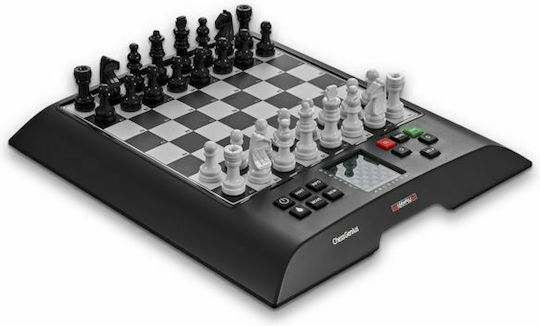 Millenium Chess (GER,EN,FR,IT,NL,ES,RU) M810