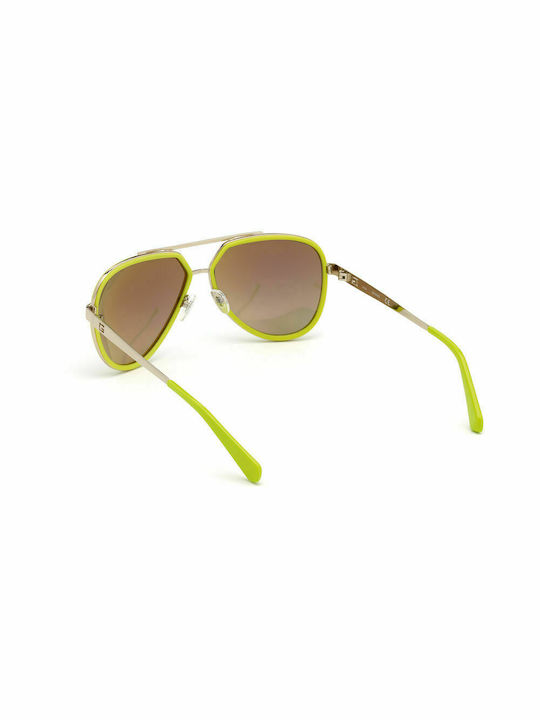 Guess Men's Sunglasses with Green Frame and Brown Gradient Lens GU6977 95N