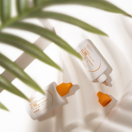 Radiant Sun Defense Αντηλιακή Κρέμα Προσώπου & Σώματος SPF50 με Χρώμα 50ml
