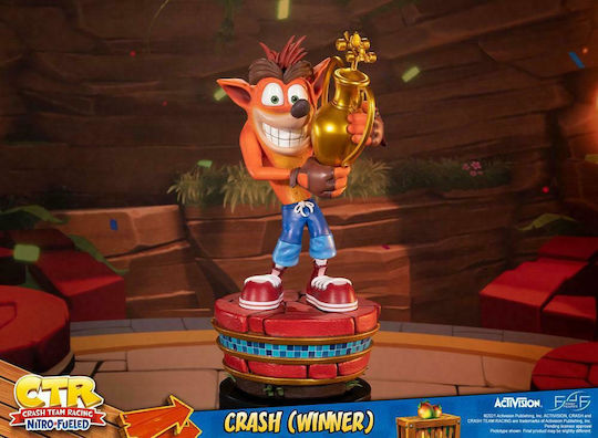First 4 Figures Crash Bandicoot Crash Победител Racing Nitro Fueled Фигура 46см
