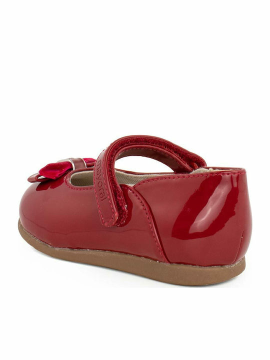 Παιδικές Μπαλαρίνες mit Bügel- und Schleifenverschluss Lackleder Rot