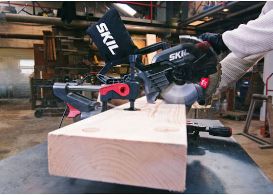 Skil 1310 AA Miter Saw Electric Sliding with Power 1600W, Laser Guide, Cutting Disc Diameter 216mm & Cutting Speed 4700rpm