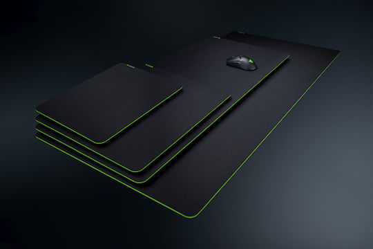 Razer Gigantus V2 Гейминг Подложка За Мишка Среден (360мм) Черна RZ02-03330200-R3M1