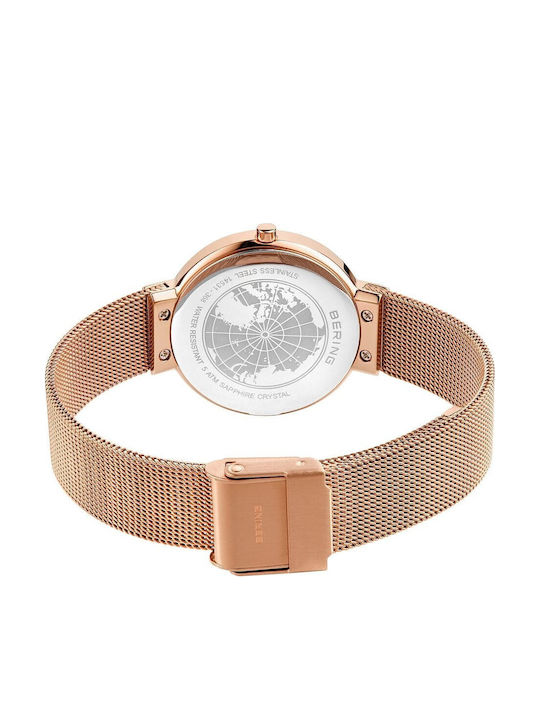 Bering Time Classic Кварцов Часовник с Метална Верижка
