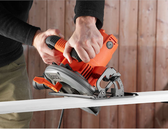 Black & Decker Circular Saw 1500W with Dust Extraction System