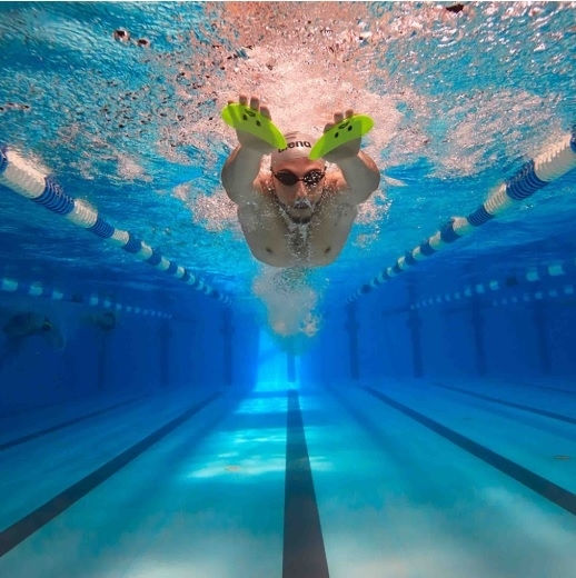 Arena Swimming Hand Paddles Green