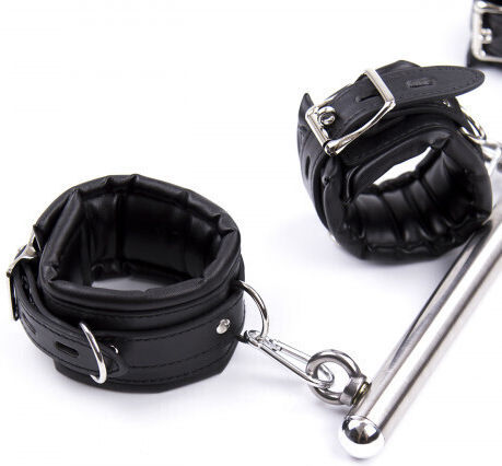 Naughty Toys Μπάρα Ακινητοποίησης