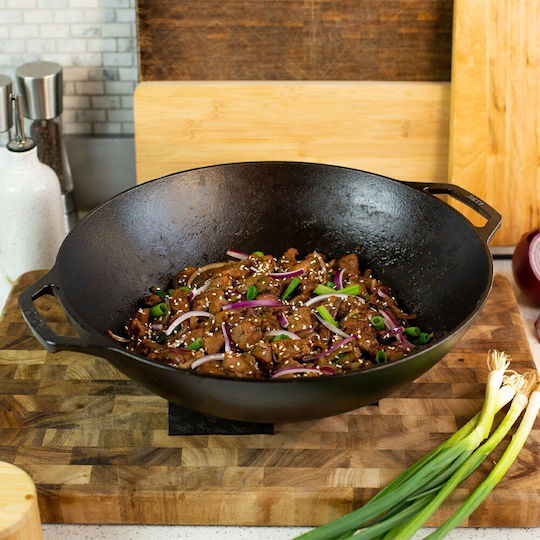 Lodge Wok made of Cast Iron 35.5cm