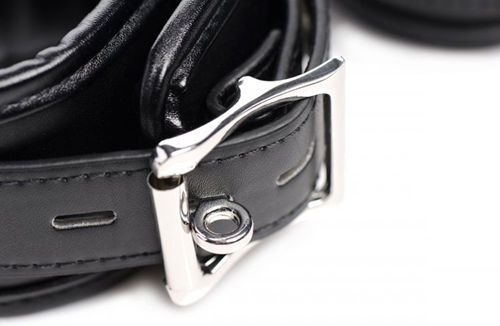 XR Strict Leather Slave Bondage Shackle Set Σετ για Δέσιμο Λαιμού & Άκρων σε Μαύρο Χρώμα