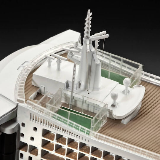 Revell Ocean Liner Queen Mary 2 Фигура за Моделизъм Кораб 323 Части в Мащаб 1:700