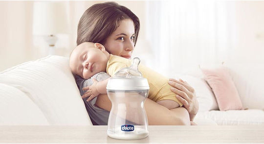 Chicco Plastic Baby Bottle Natural Feeling Anti-Colic with Silicone Nipple for 2+ months Pink Star - Pink 250ml