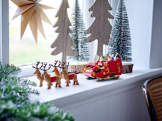 LEGO Seasonal Santa's Sleigh for Ages 9+ 343 Pieces