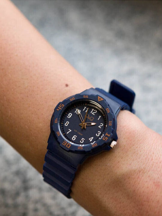 Q&Q Kids Analog Watch with Rubber/Plastic Strap Blue