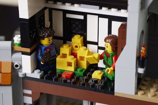 LEGO Castelul Cavalerilor Leu Pentru Vârsta 18+ Număr Bucăți 4514