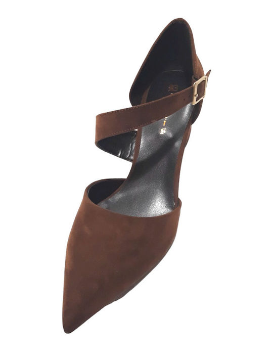 Low heeled pumps with low heel and opening Brown