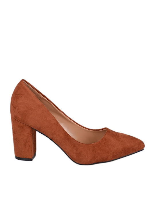 Famous Shoes