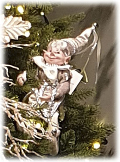 Iliadis Weihnachtliche Stoff Figur Elf Silber Höhe 30cm