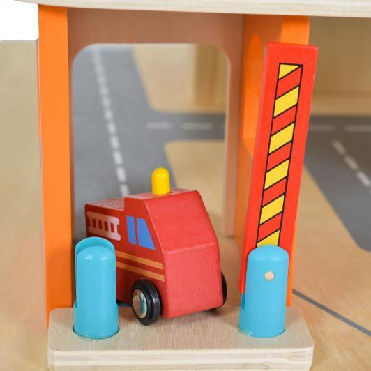 Ecotoys Γκαράζ με Ανελκυστήρα Γκαράζ