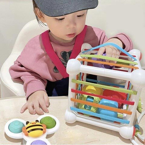 Kruzzel Activity Cube Activity Cube for 12++ Months