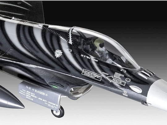 Revell Φιγούρα Μοντελισμού Αεροπλάνο 60th Anniversary Nato Tiger Meet 231 Κομματιών σε Κλίμακα 1:72 με Κόλλα και Χρώματα