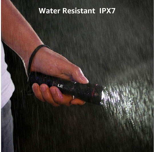 Презареждащ се Фенерче LED Waterproof IPX7 с максимална светлина 1000лм