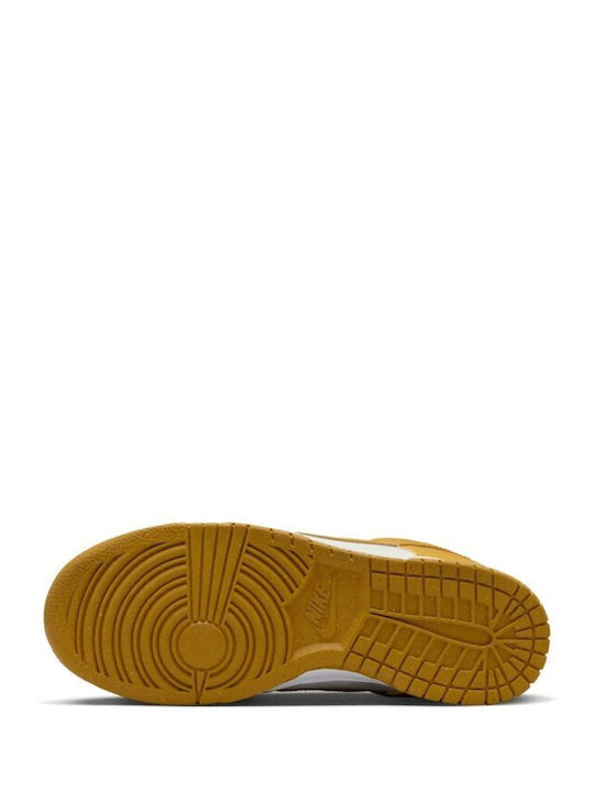 Dunk Low Next Nature Sneakers Phantom / Gold Suede White Volt