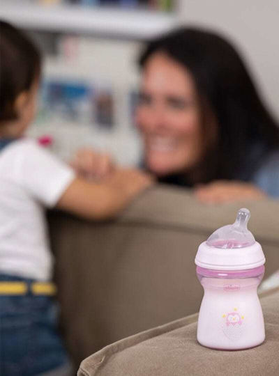 Chicco Plastic Baby Bottle Natural Feeling Anti-Colic with Silicone Teat for 2+ Months Pink Pink 250ml