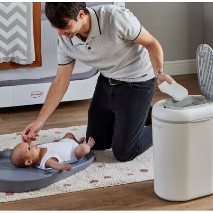 Shnuggle Touch Nappy Diaper Disposal Bin White