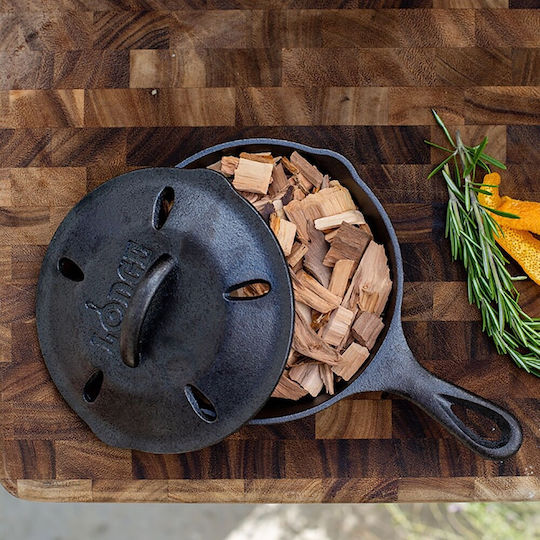 Lodge Pan made of Cast Iron 16.51cm