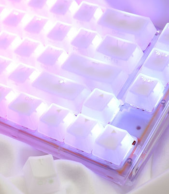 Ducky One 3 Gaming Mechanische Tastatur 65% mit Cherry MX Rot Schaltern und RGB-Beleuchtung (Englisch US) Aura White