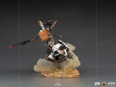 Iron Studios Disney The Mandalorian: IG-11 and The Child Figure in Scale 1:10