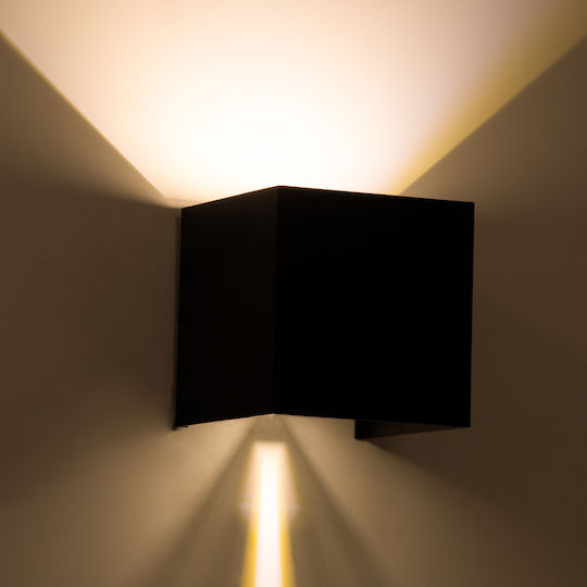 GloboStar Axis-S Επιτοίχια Εξωτερική Πλαφονιέρα LED IP65 10W με Θερμό Λευκό Φως Διπλής Δέσμης 10x10x10εκ.
