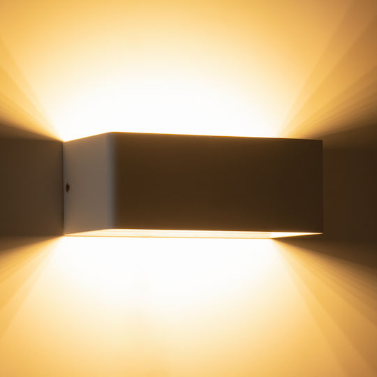 GloboStar Circoa Επιτοίχια Εξωτερική Πλαφονιέρα LED IP44 10W με Θερμό Λευκό Φως Διπλής Δέσμης 20x8x10εκ.