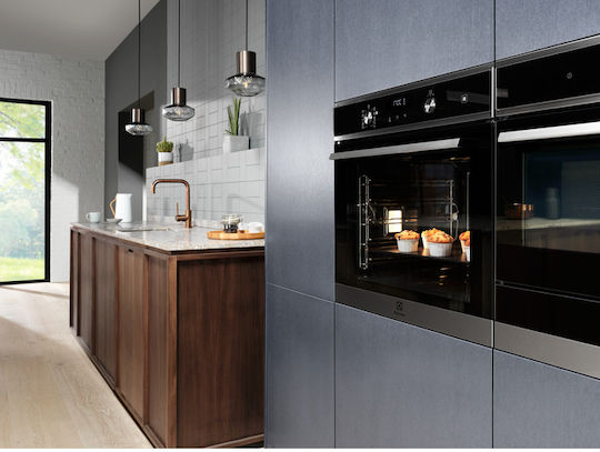 Electrolux Einbauofen 72Es B59.4cm.