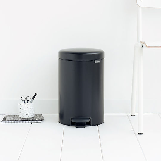 Brabantia Κάδος NewIcon Pedal Απορριμμάτων από Ανοξείδωτο Ατσάλι με Πεντάλ Black Matt 12lt