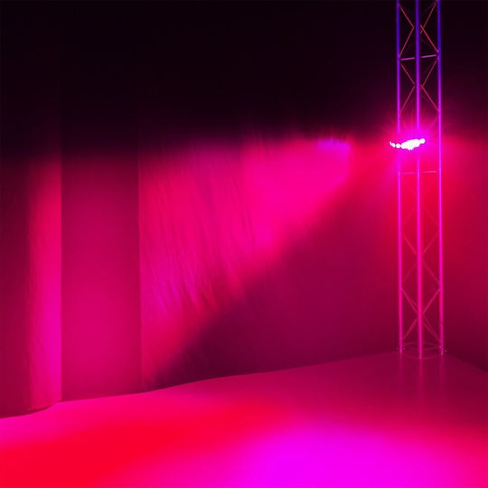 BeamZPro Lumină stroboscopică LED DMX Fingers7 RGBW