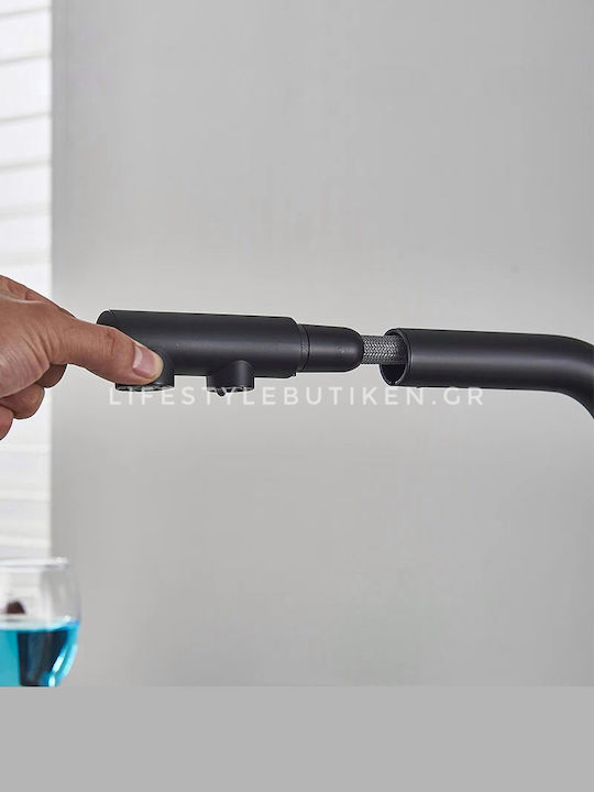Stocco Kitchen Faucet Counter with Shower and Spiral Black Mat