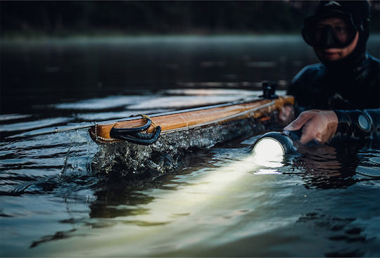 Armytek Lanternă LED IP68 cu Luminozitate Maximă 1850lm Barracuda Pro
