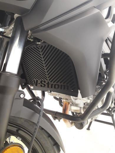Cosmo Motorcycle Radiator Protector Suzuki V-Strom 650 2012-2021 Black