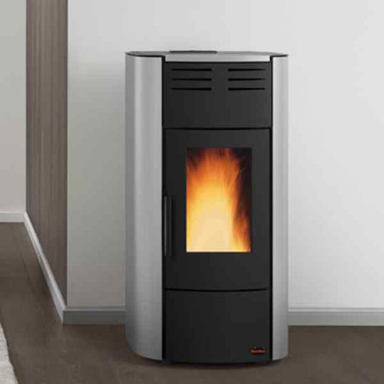 La Nordica Raffaella Idro H15 Pelletofen Lufttherm / Heizkörper 18.1kW
