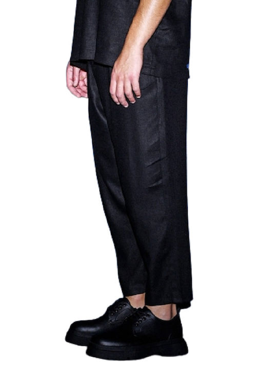 Brokers Jeans Men's Trousers in Loose Fit Black