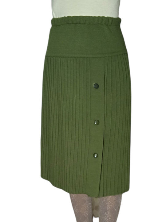 Knitted pleated skirt