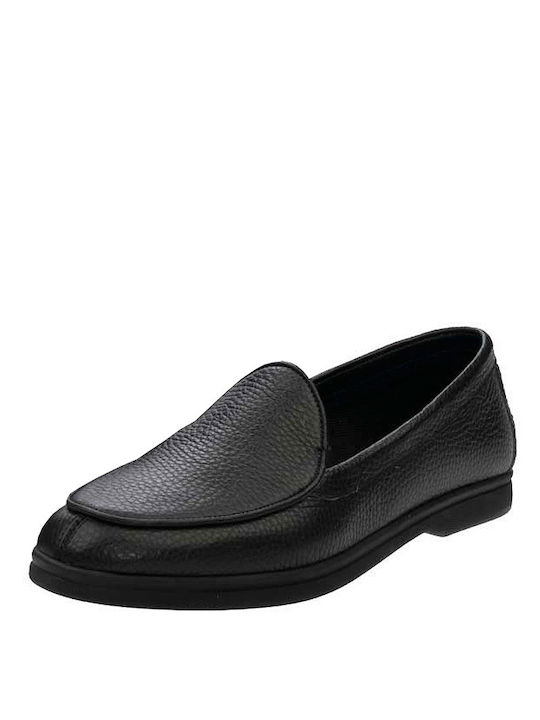 Stefania Women's Moccasins in Black Color