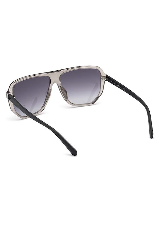 Guess Men's Sunglasses with Black Plastic Frame and Gray Gradient Lens GU00003 20B