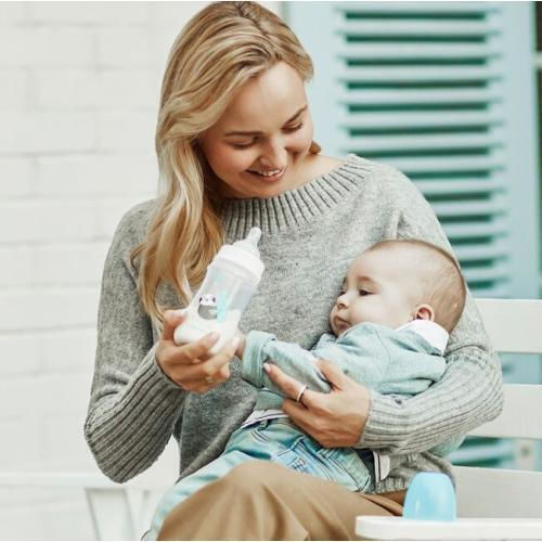 Canpol Babies Plastic Baby Bottle Exotic Animals Anti-Colic with Silicone Teat for 3+ Months Blue 240ml